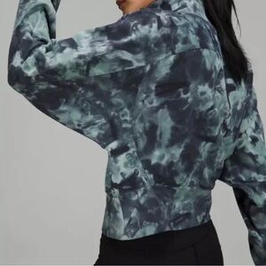 Lululemon Ready to Rulu Half Zip Pullover, Diamond Dye blue/silver/teal, size 10